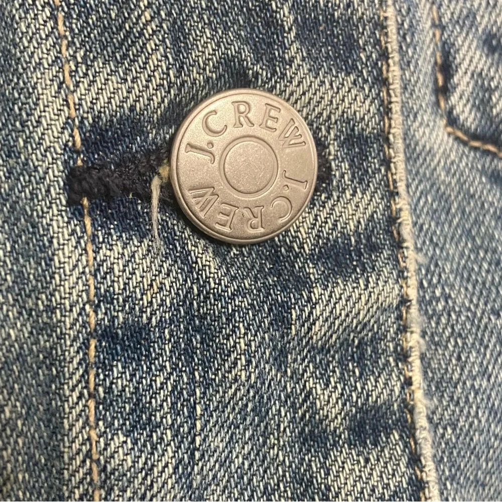 J Crew Vintage Washed  Denim Jean Trucker Jacket Blue